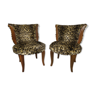 Pair of leopard bridge heaters