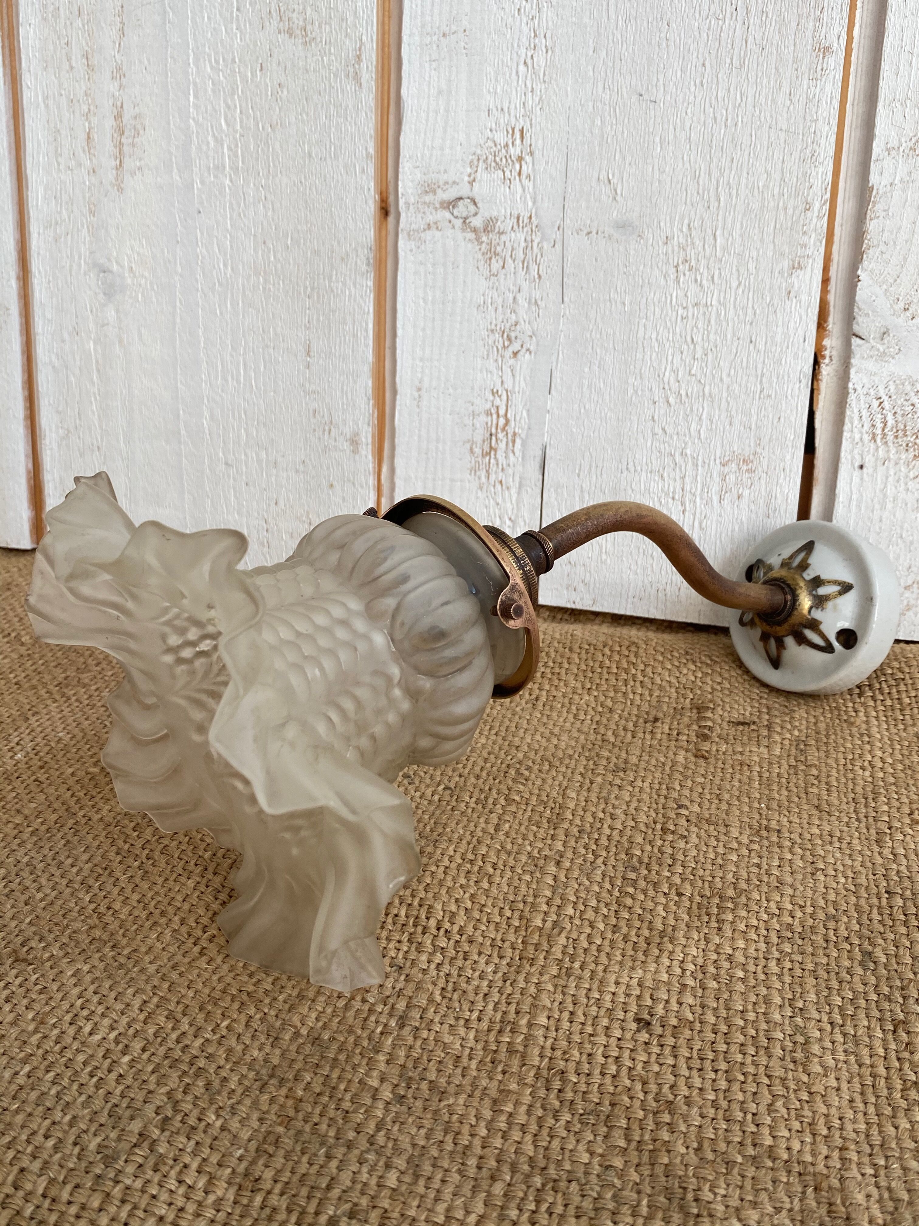 Art Deco tulip wall light