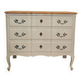 Antique chest of drawers