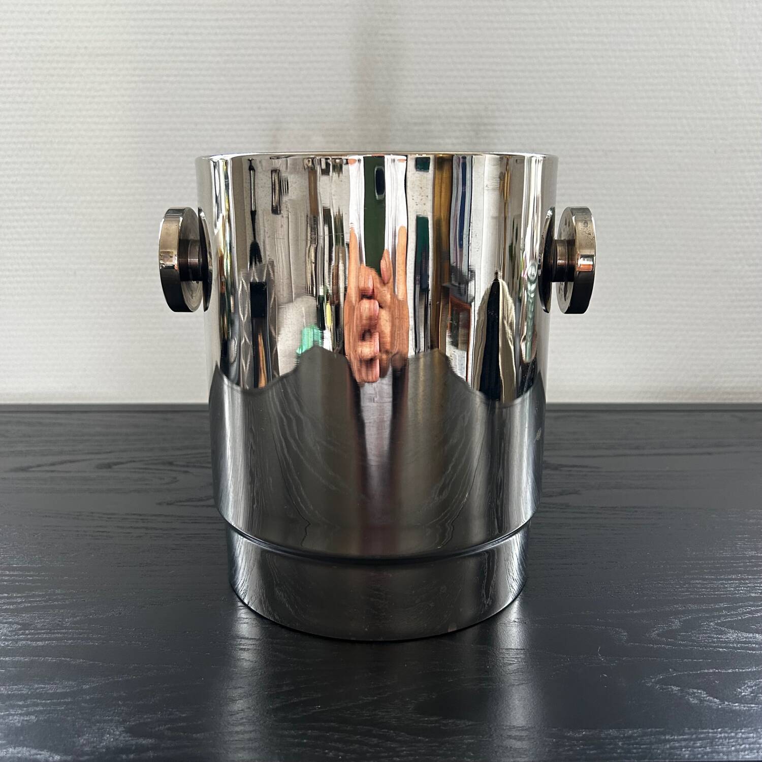 Stainless steel ice bucket