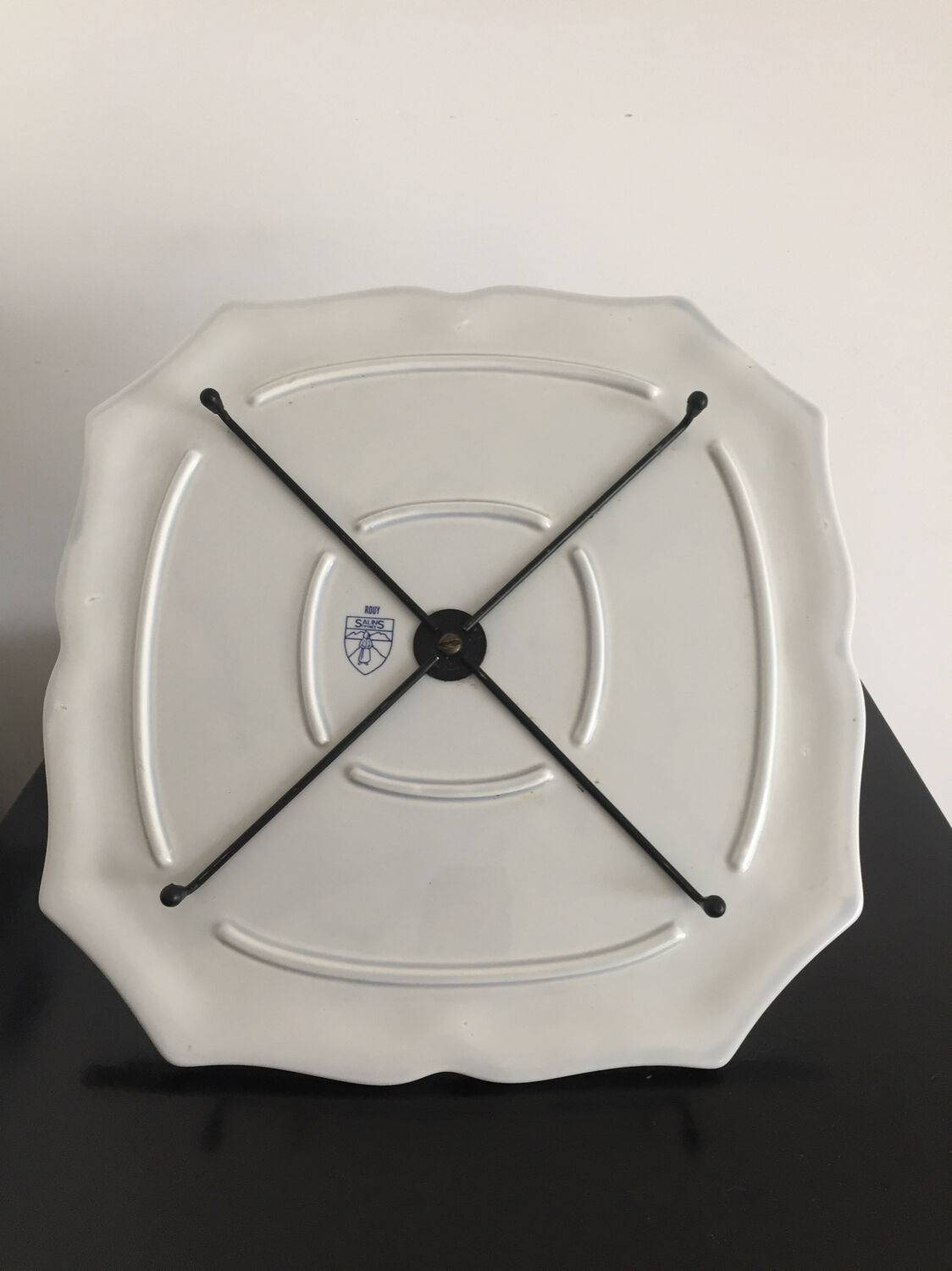 Vintage cake / cheese tray vintage display