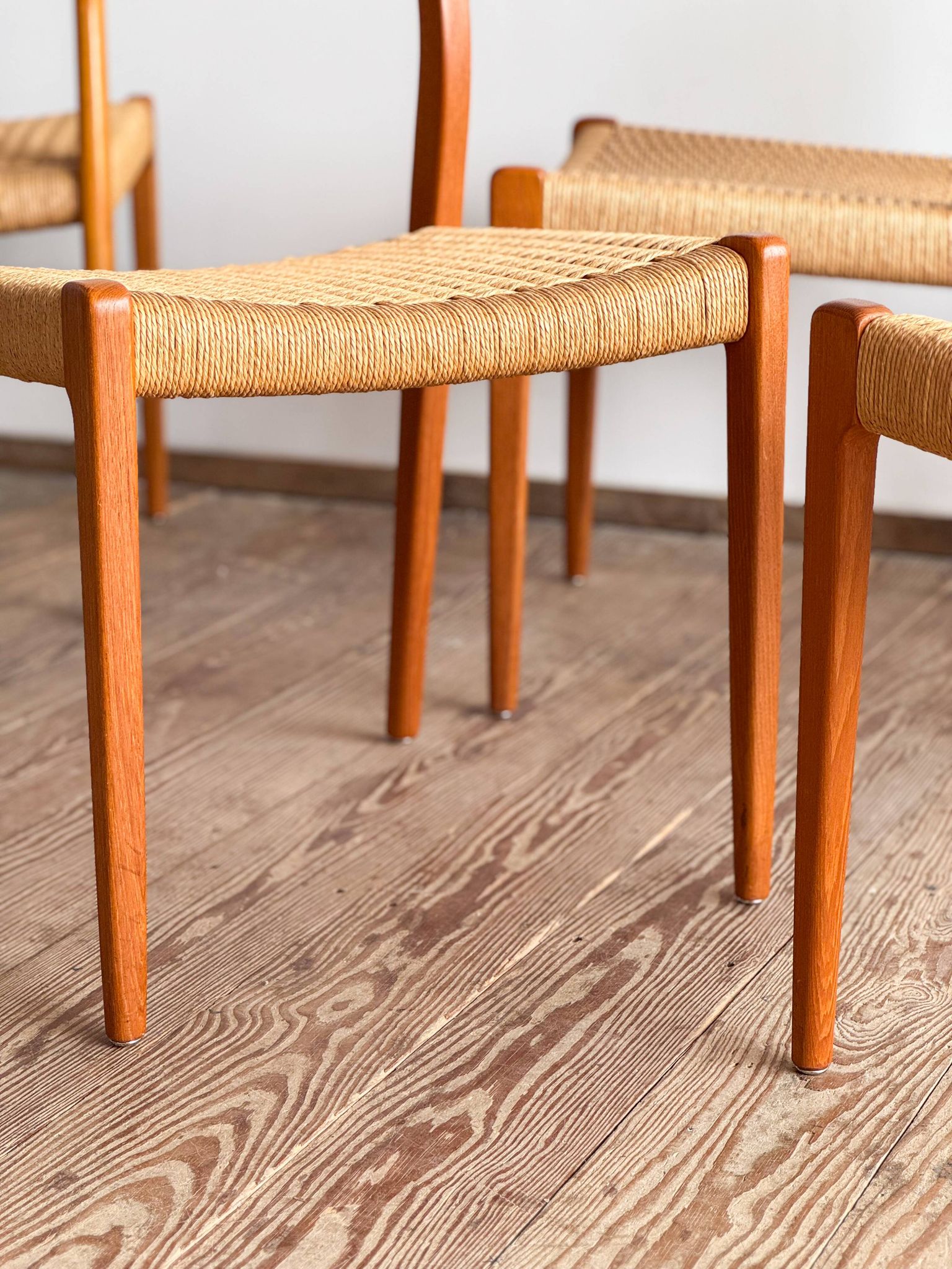 Set of 6 #71 teak chairs by Niels O. Møller, JL. Moller Mid Century
