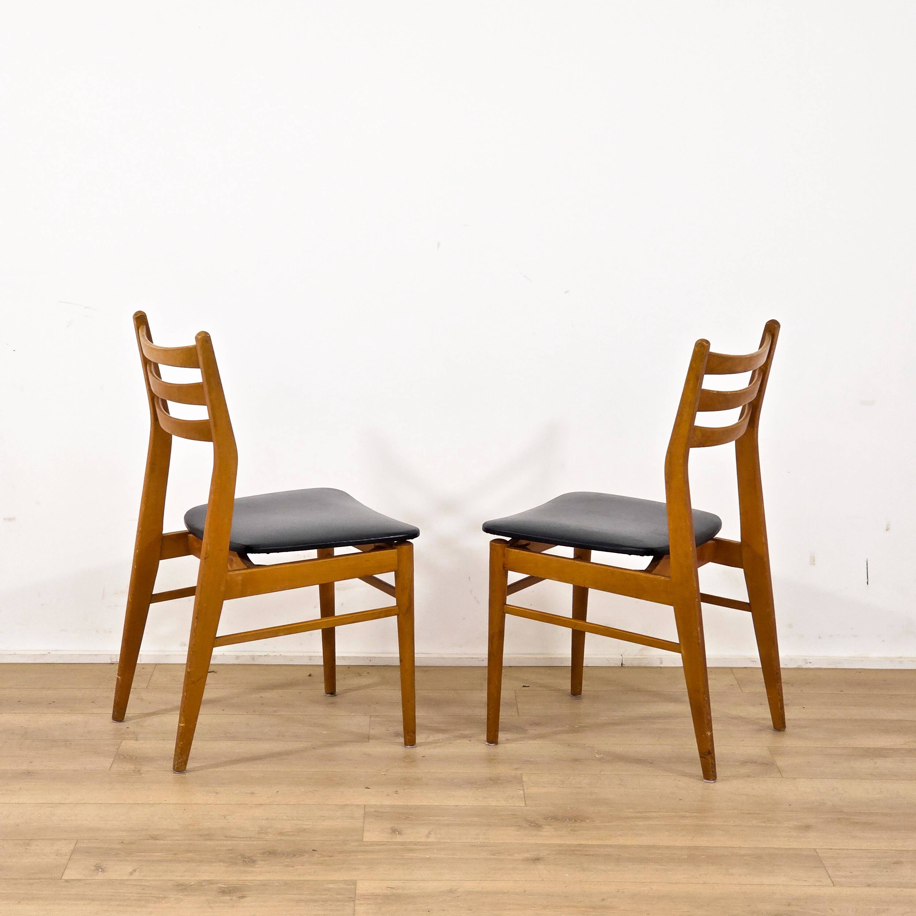 Scandinavian dining set, extendable table + six chairs - 197