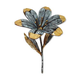 Painted metal flower ashtray. France 1960s