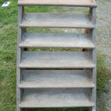 Staircase access scenic / shelf on roullettes