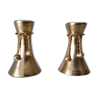 Duo of brass candlesticks