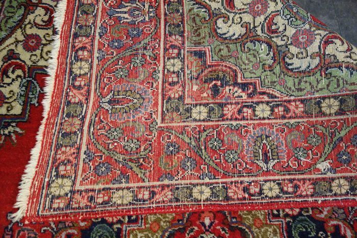 Tabriz Persian Carpet - 210x138 cm