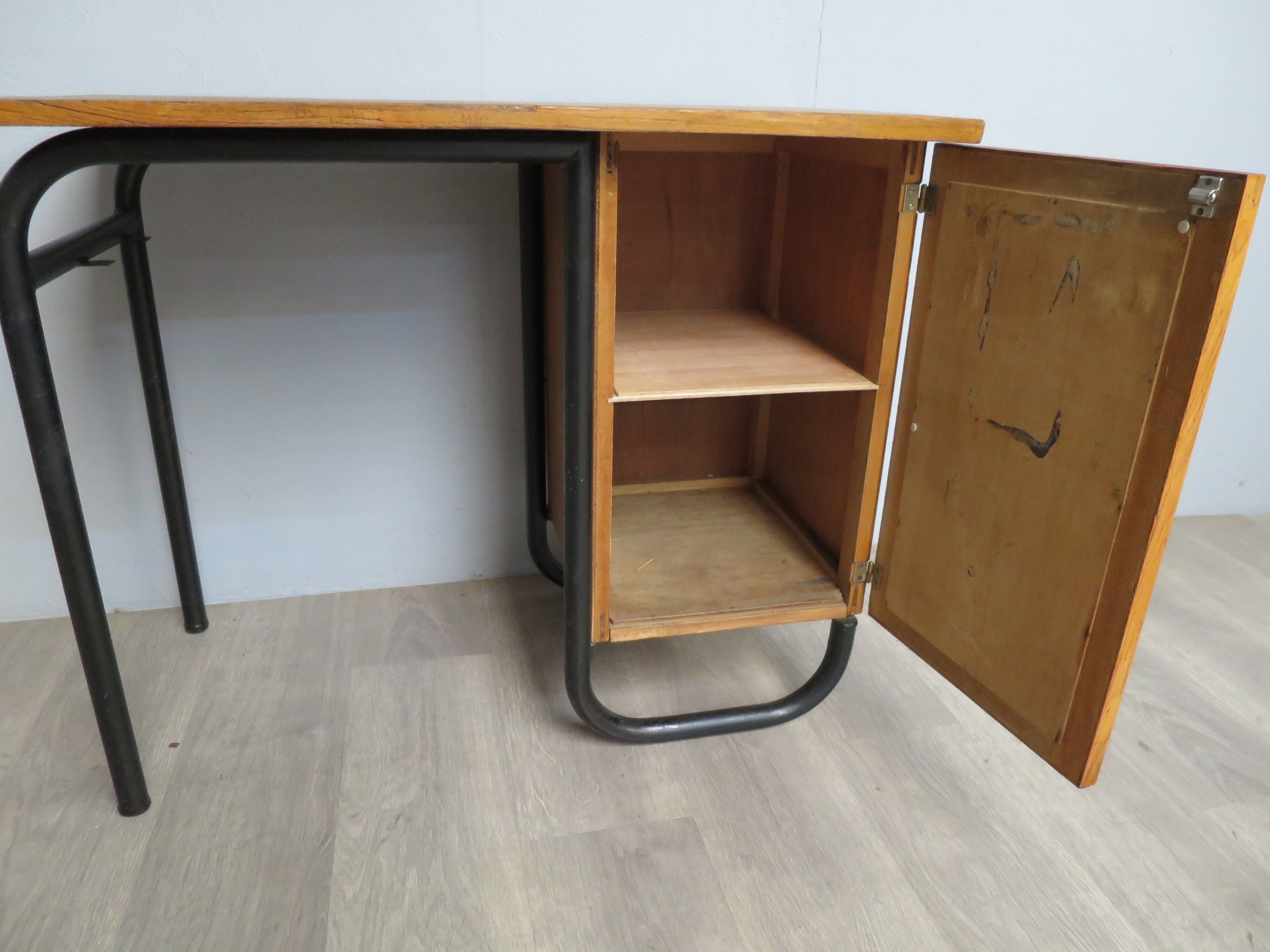 Oak and metal school office