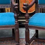 Paire de fauteuils de style Renaissance