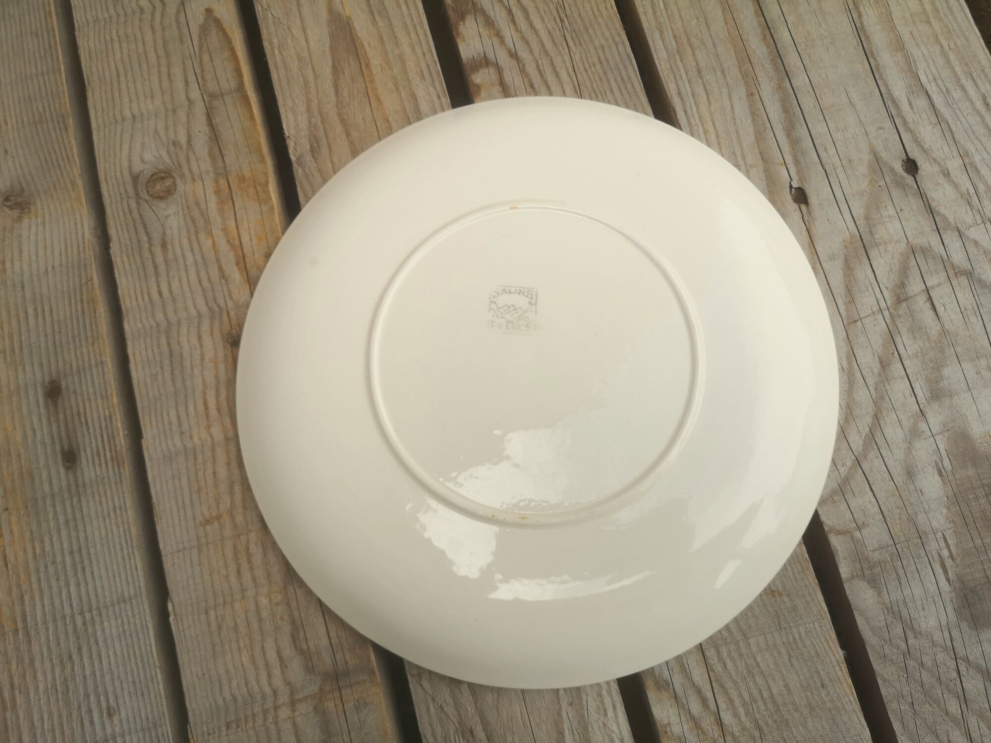 Plate in Faience de Salins Model Deauville Raspberry