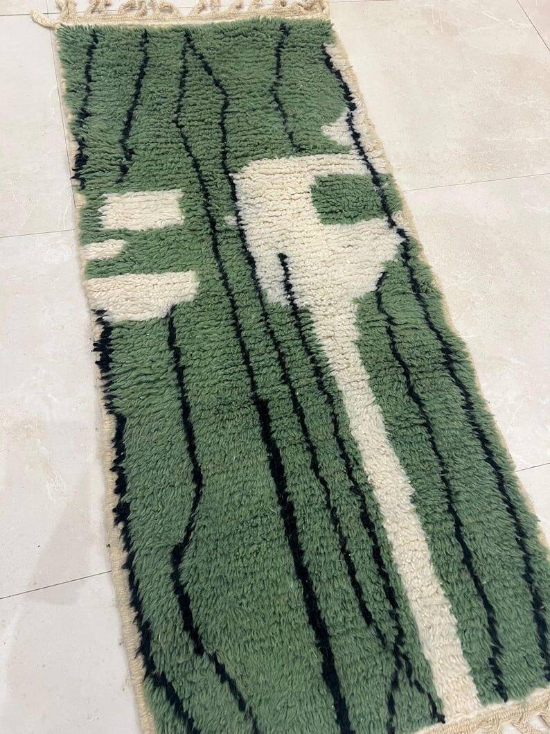 Traditional handwoven Berber rug size 1/2 m