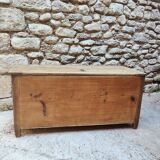 Coffre en bois