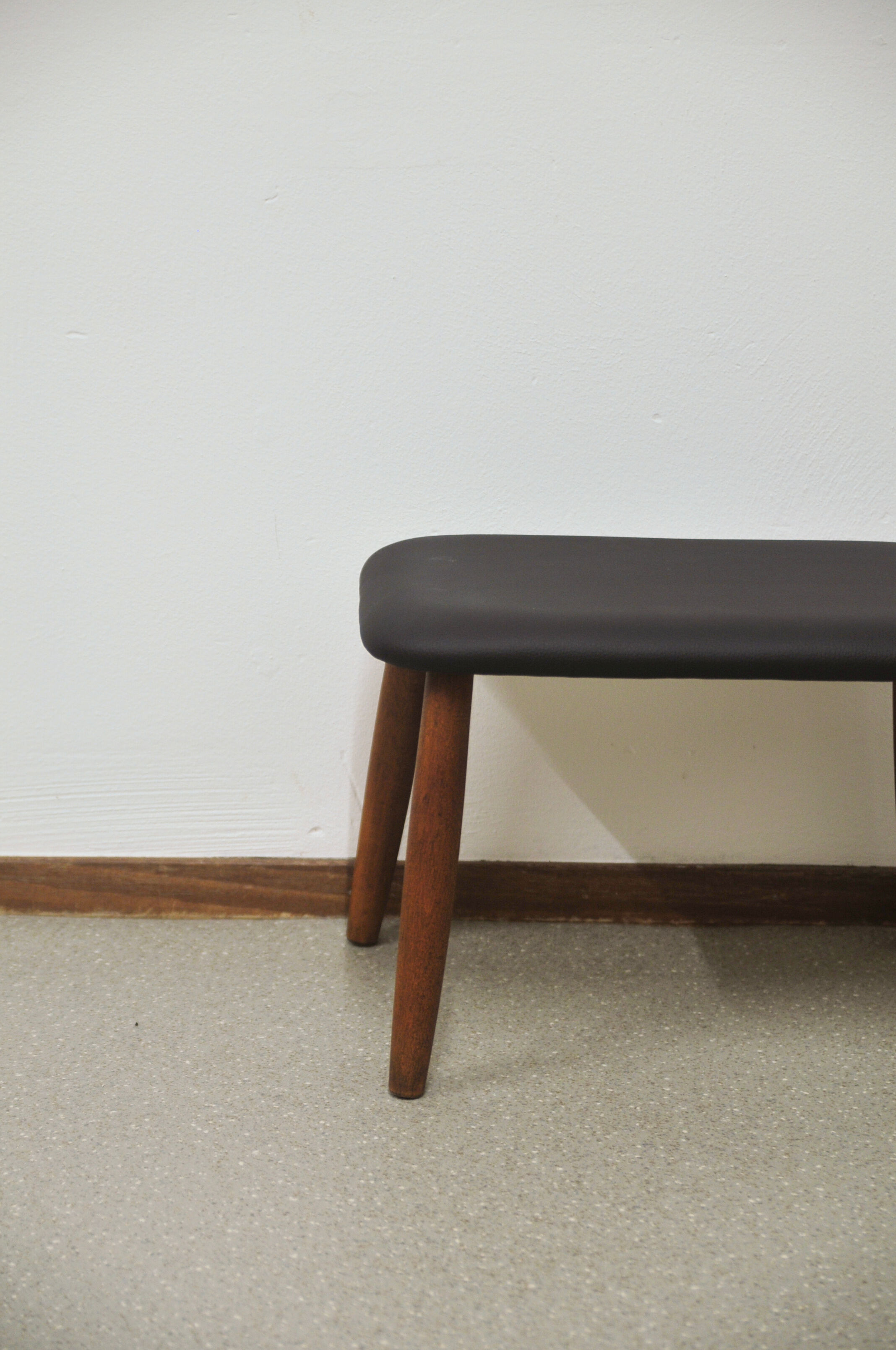 Vintage danish skai stool