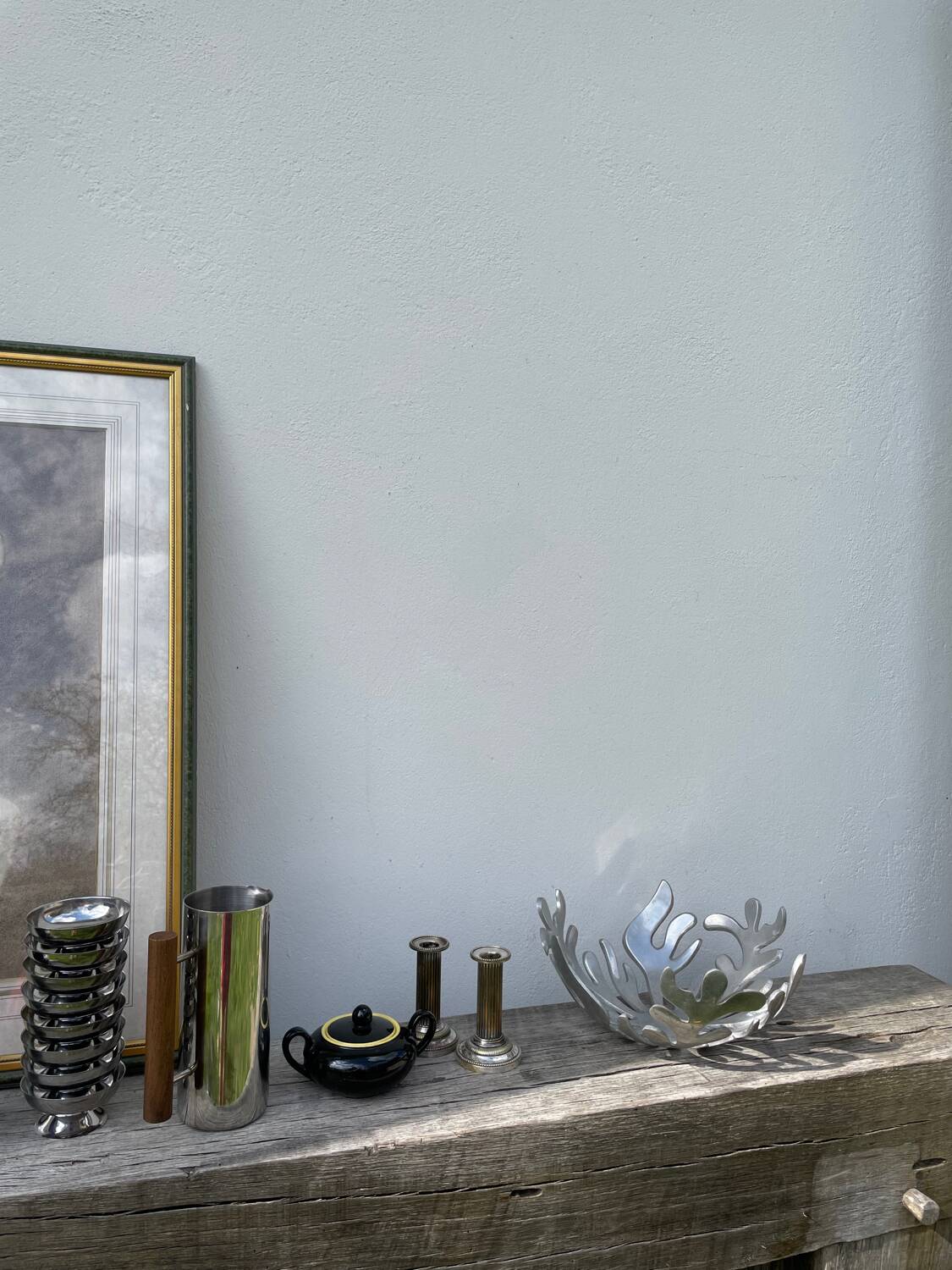 Designer metal fruit bowl