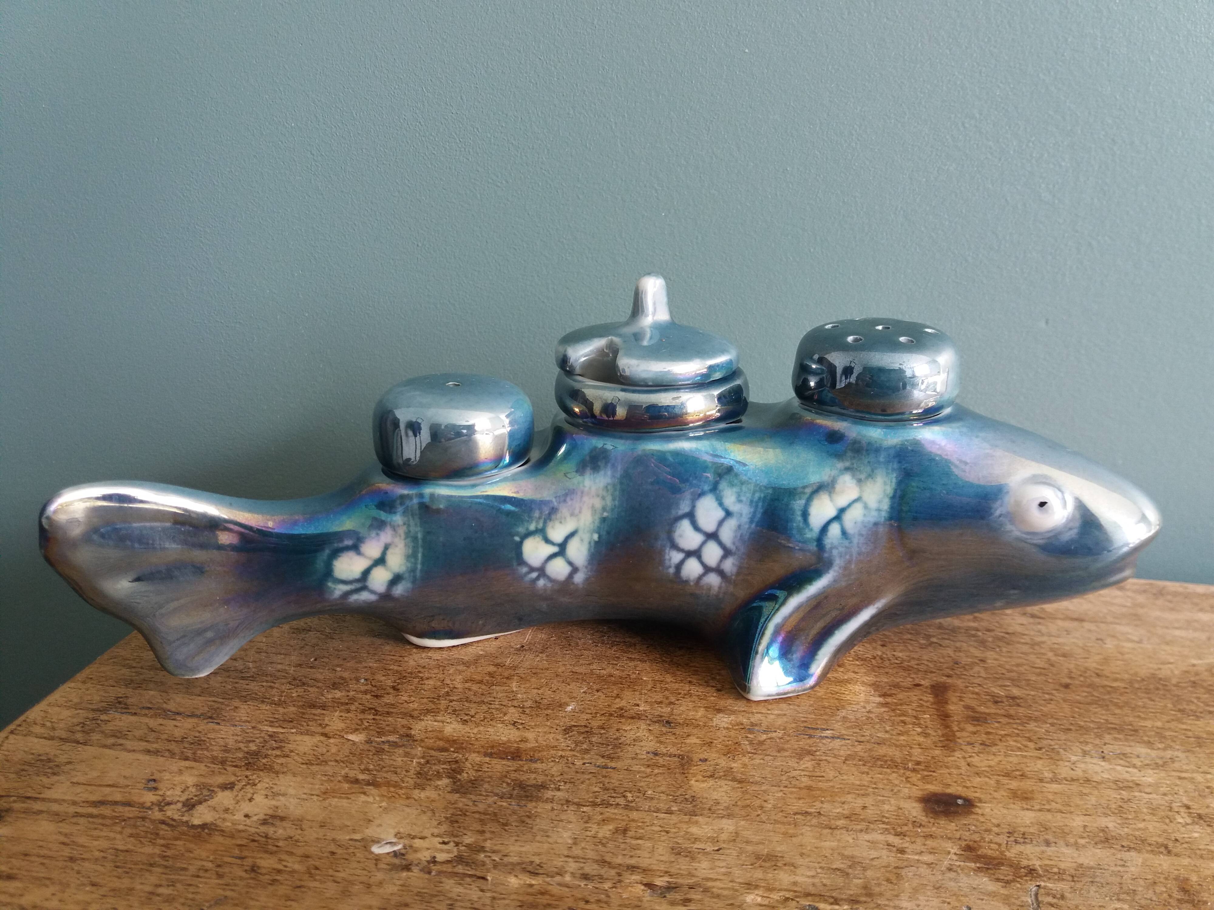 Zoomorphic salt and pepper shaker, porcelain fish