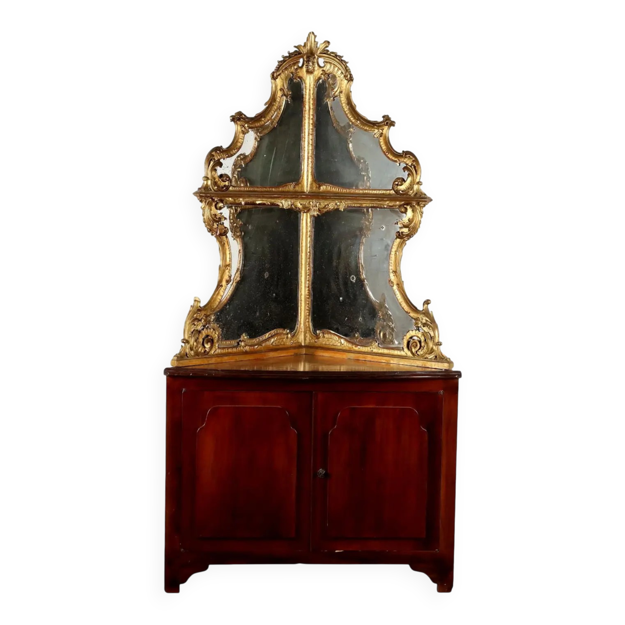 Meuble d’angle ancien style baroque en acajou XX Century