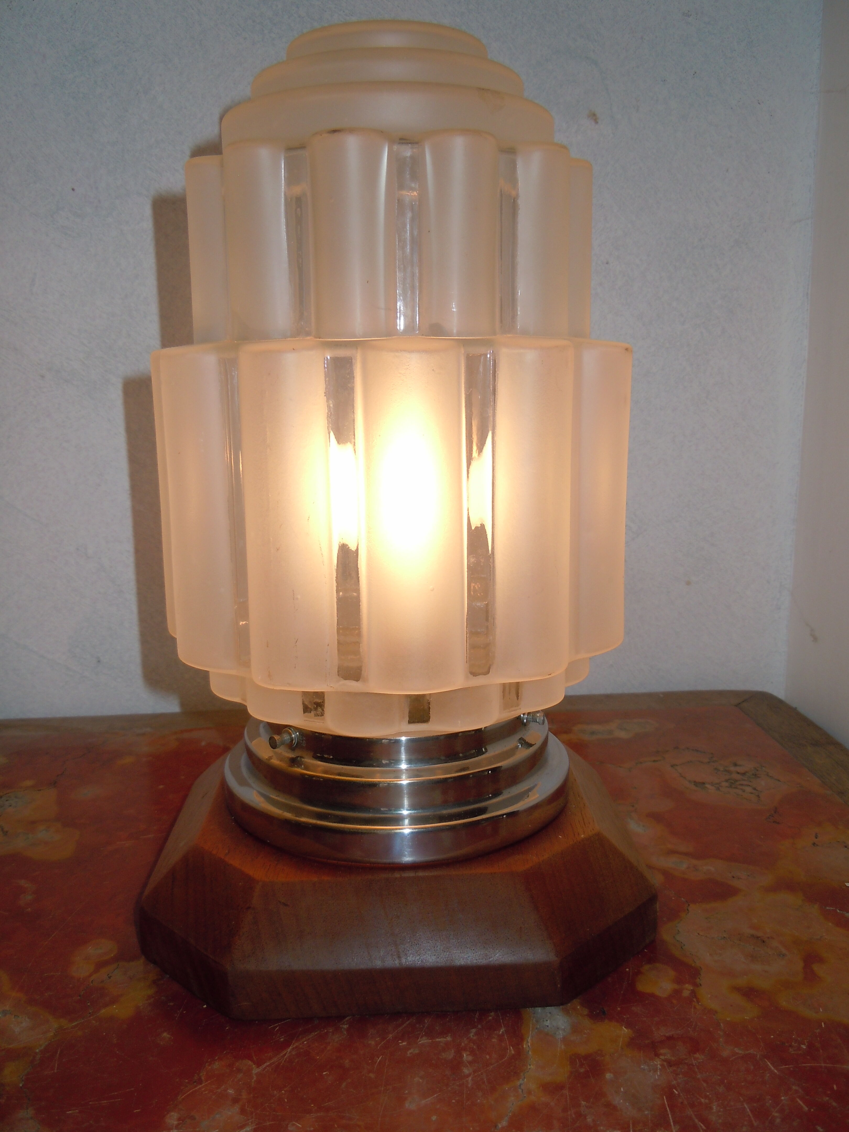 30 year old art deco glass lamp