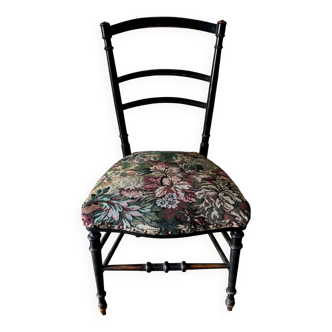 Chaise Napoléon III en bois noir et jacquard à fleurs