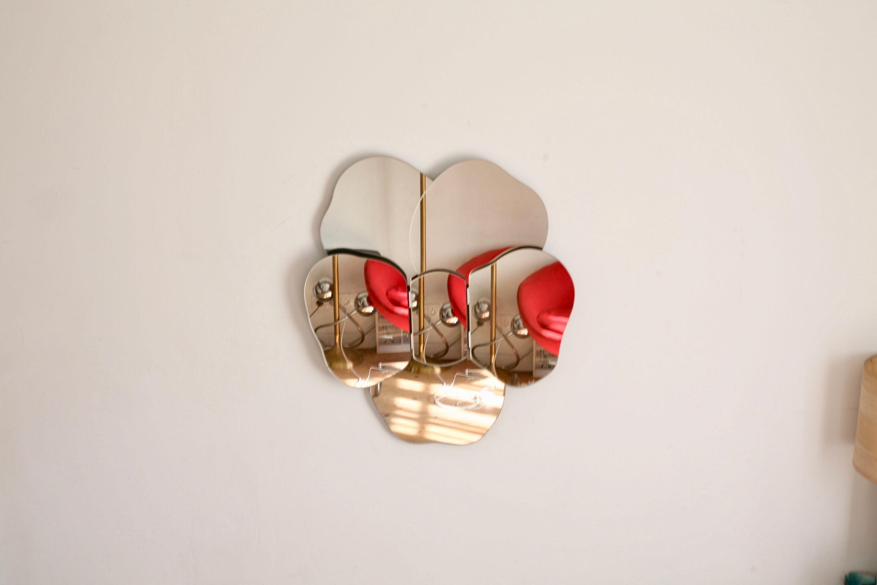 Removable wall mirror, circa 1970 68x76cm