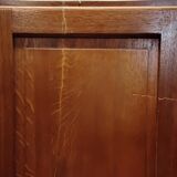 Double curtain cabinet