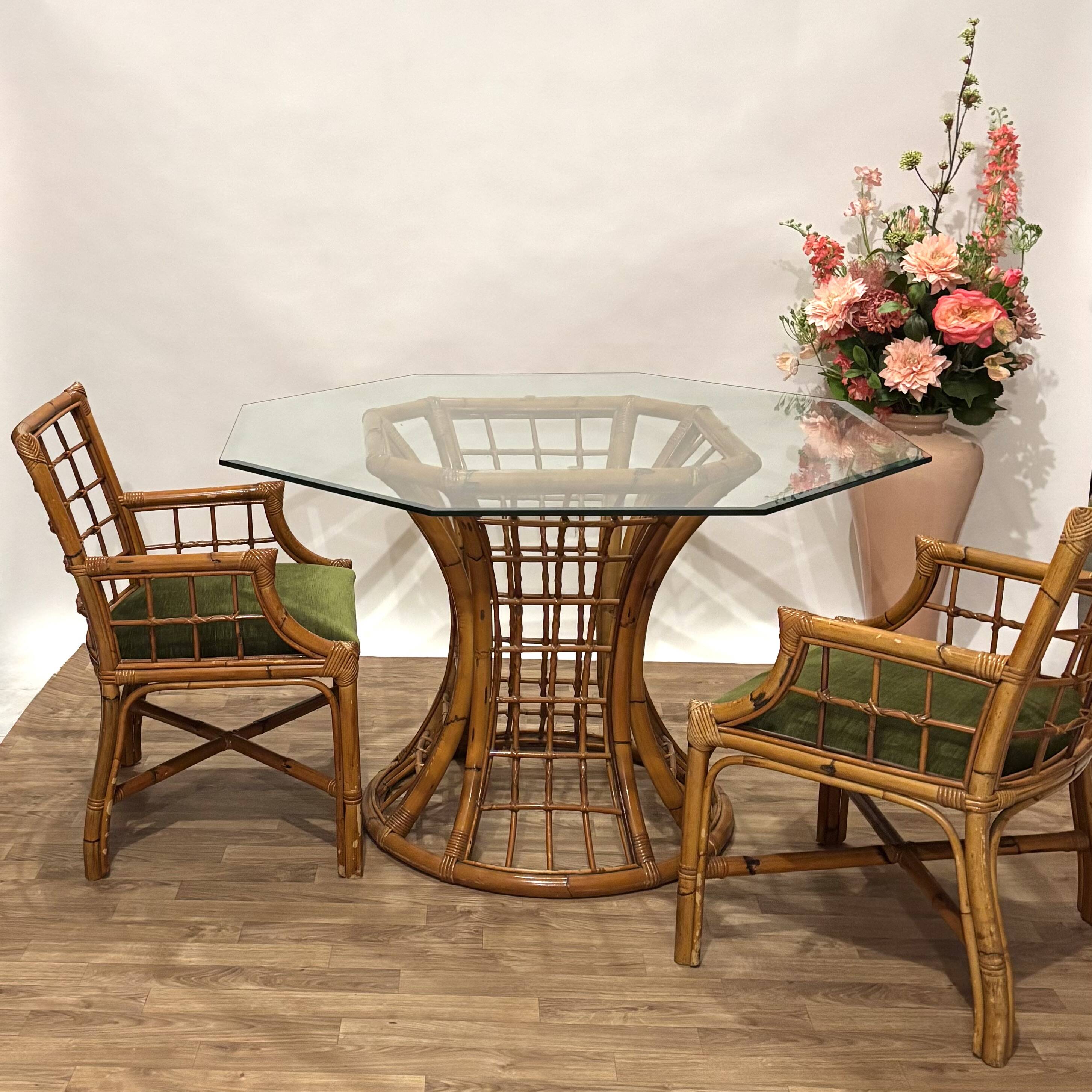 1970s Roche Bobois table in glass and varnished wicker rattan.