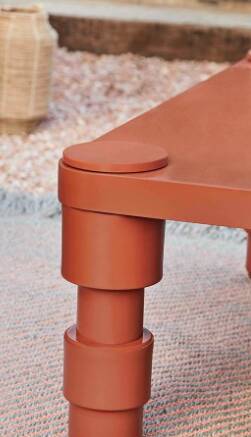 garden layer terracotta table basse