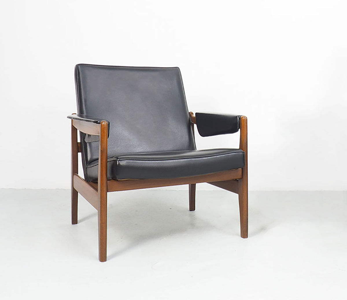 Vintage Teak Lounge Chair, 1960s