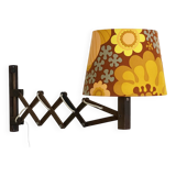Wall lamp/scissor lamp in died pine wood from Translandia. Denmark 1960s