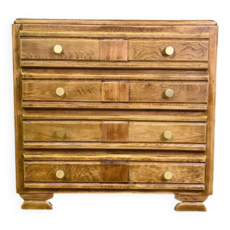 Oak chest of drawers