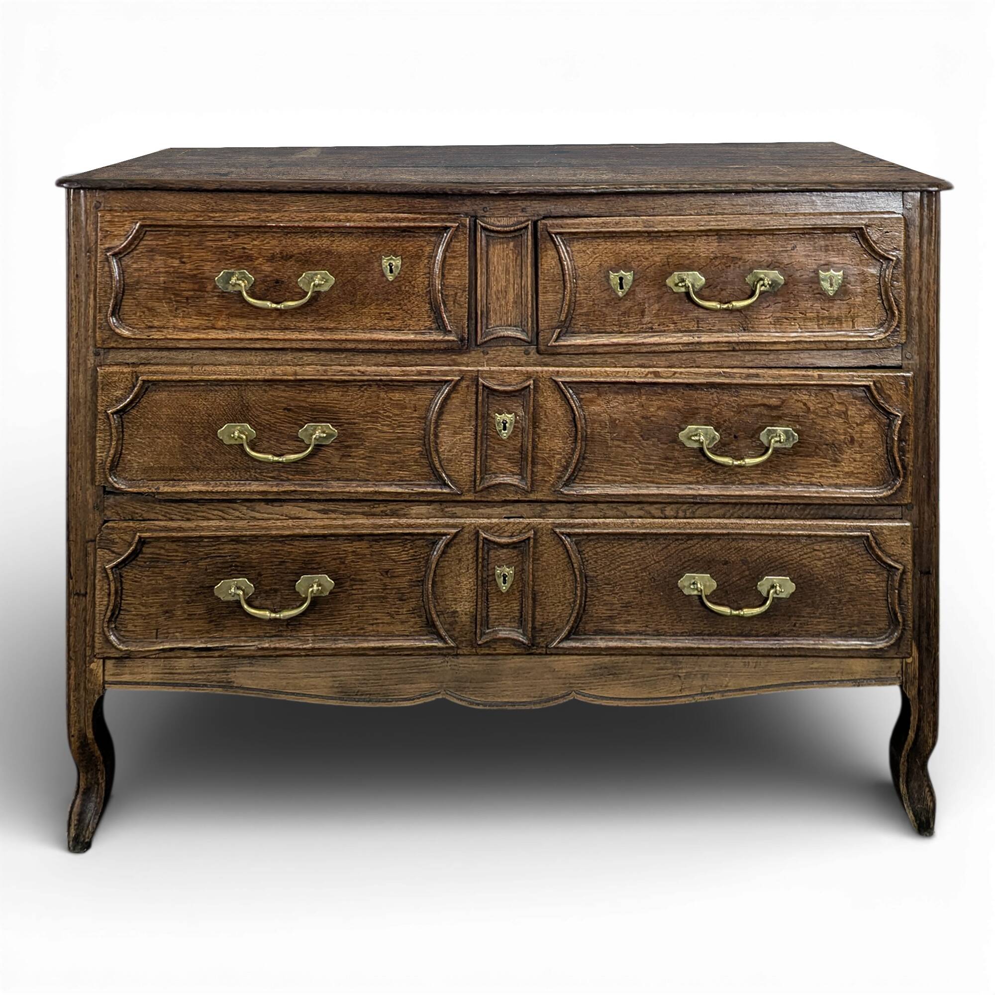 Provincial commode from the 18th century in oak