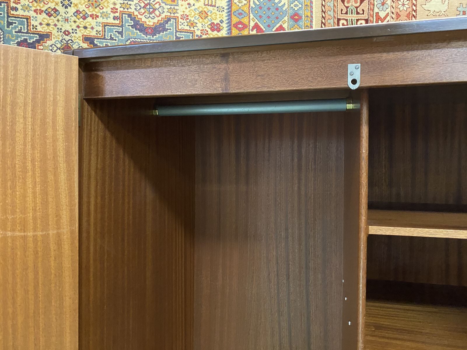 Dressing G-Plan in teak from the 70s