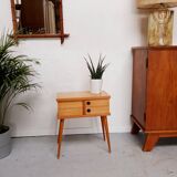 Vintage compass feet sewing worker