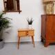 Travailleuse vintage pieds compas