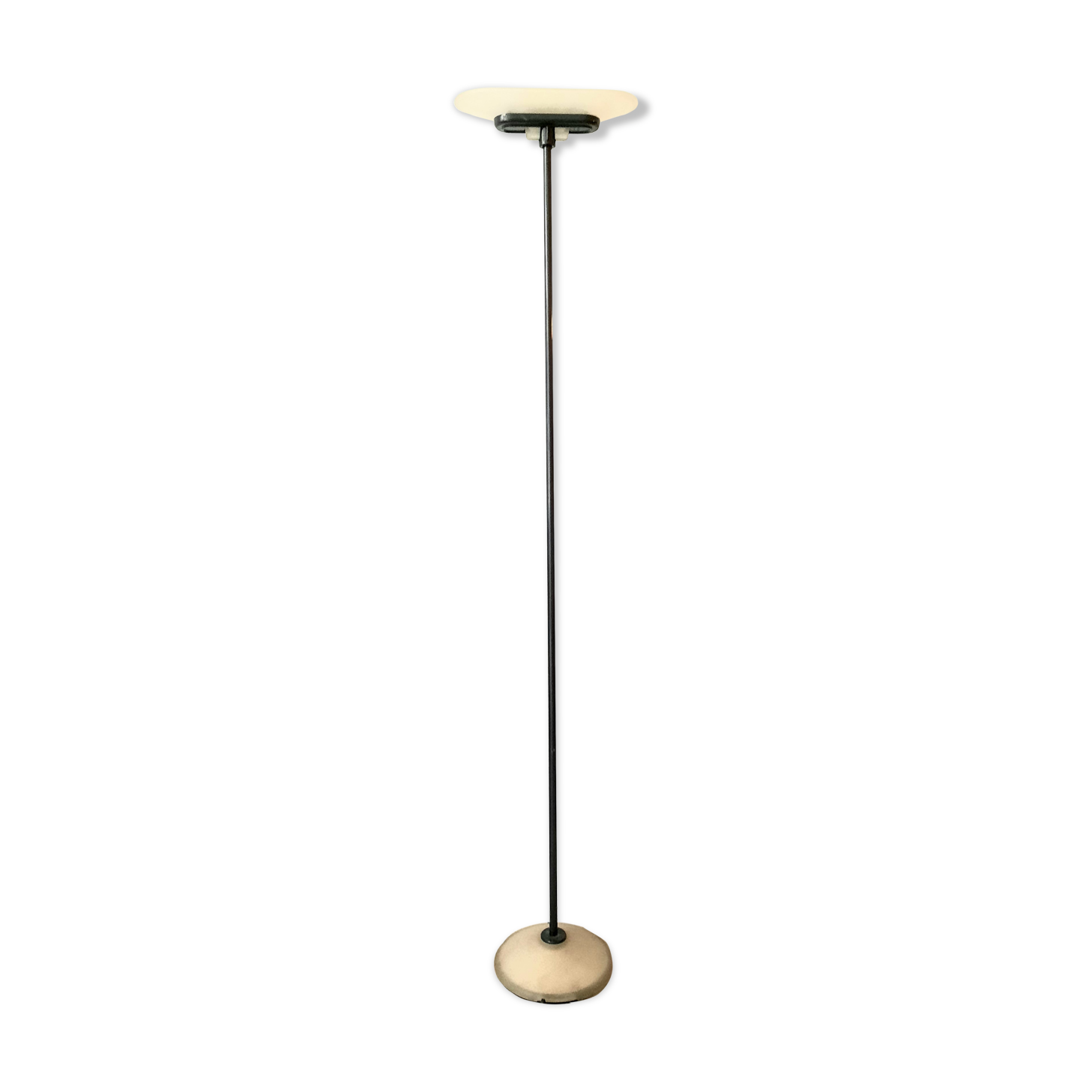 Arteluce lamppost by Perry King Santiago Miranda Gianluigi Arnaldi model Jill circa 1978
