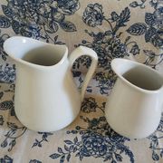 2 small vintage jugs