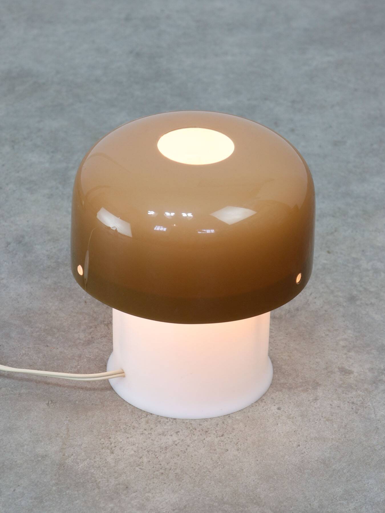 Space-age Brown Mushroom Table Lamp by Luigi Massoni for Guzzini, 1970s
