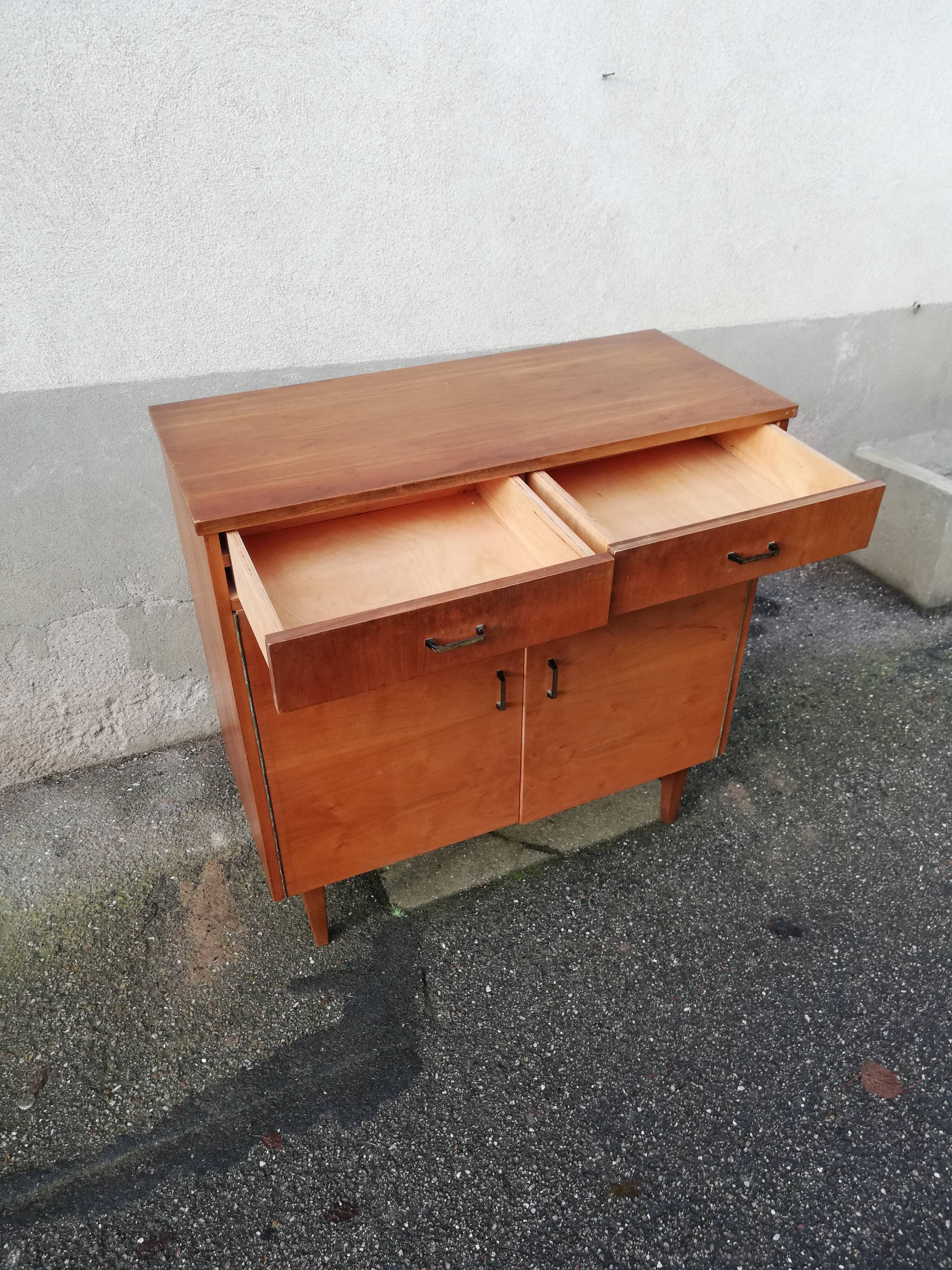 Vintage sideboard 2 doors 2 drawers