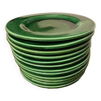 Lot de 12 assiettes plates en ceramique couleur vert olive estampillees j.l.pichon