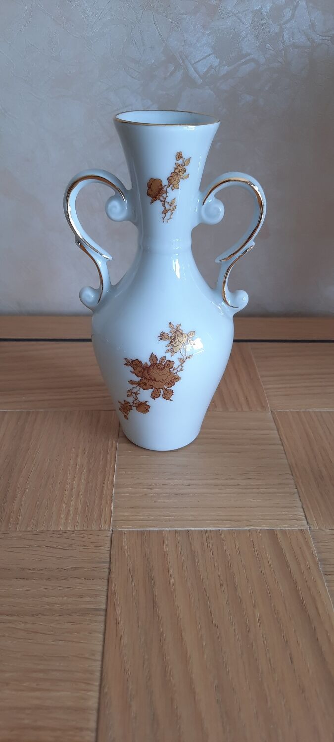 Porcelain vase from Limoges
