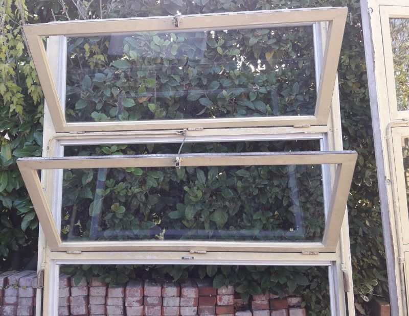 Wooden canopy 3 windows with bellows and abbatant