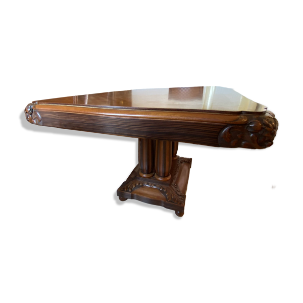 Table marqueterie et sculpture