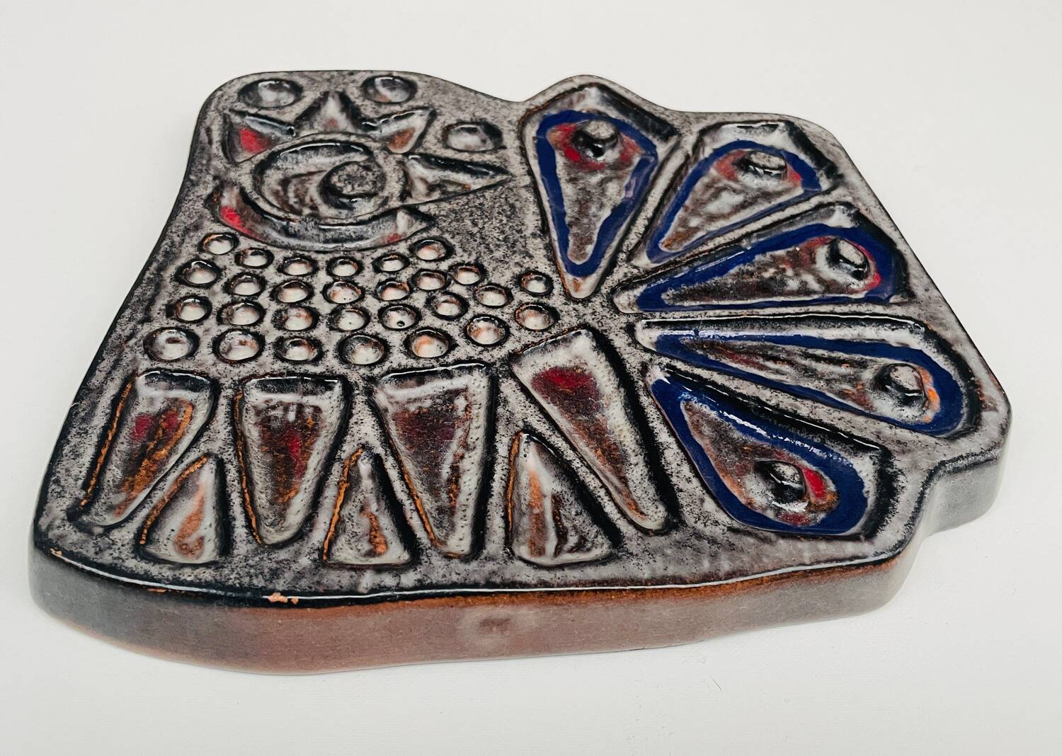 Vintage Scandinavian wall ceramic – Stylised hen – 1960s
