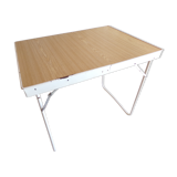 Folding camping table