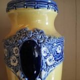 Barbotine vases