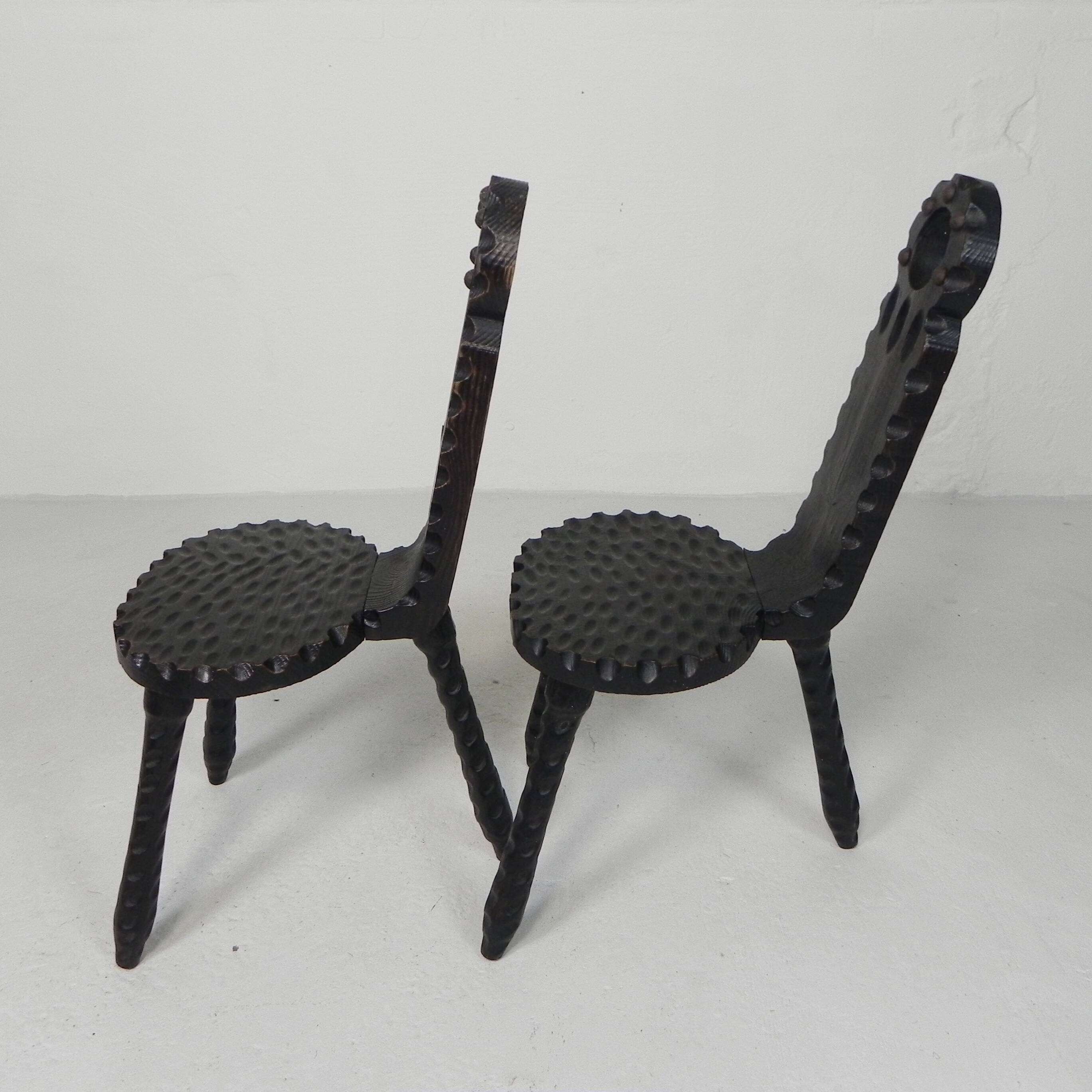Set of 2 Spanish Brutalist chairs and coffee table, 1960s