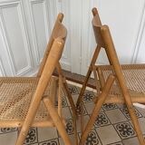 set of 2 vintage folding chairs