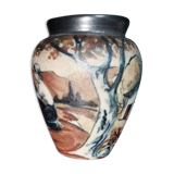 Sandstone vase of Ciboure