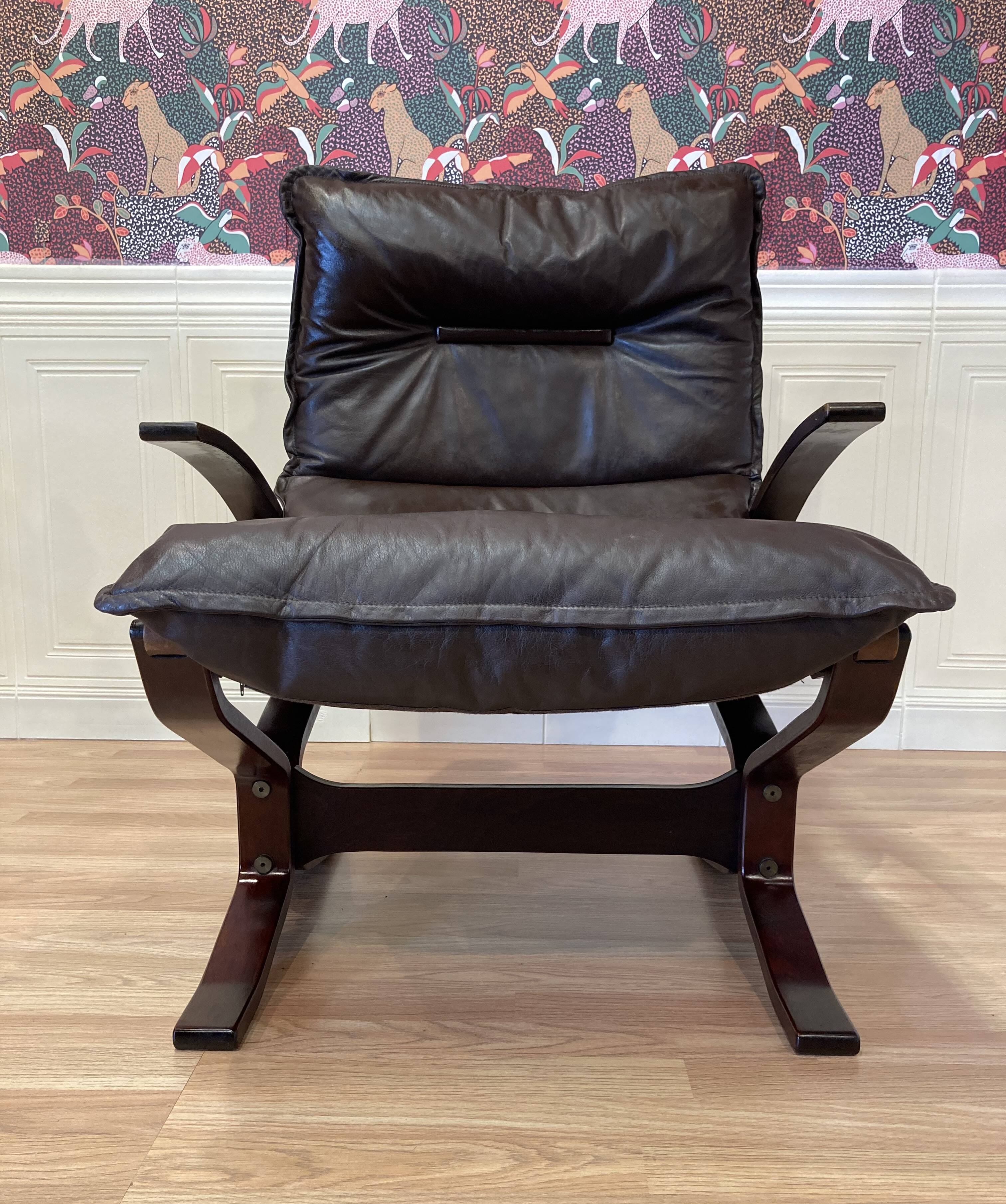 Pair of "Scandinavian design" leather armchairs, 1950s "Ingmar Relling".