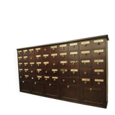Apothecary cabinet (England)