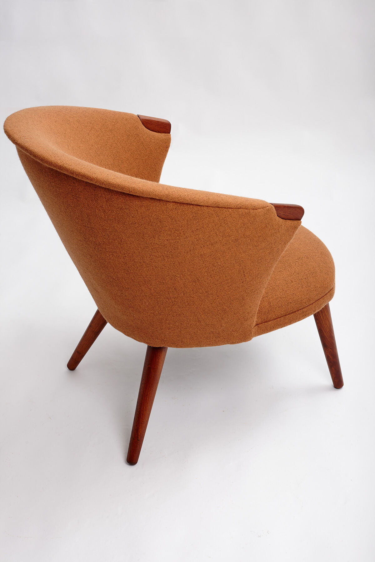 Midcentury danish lounge chair